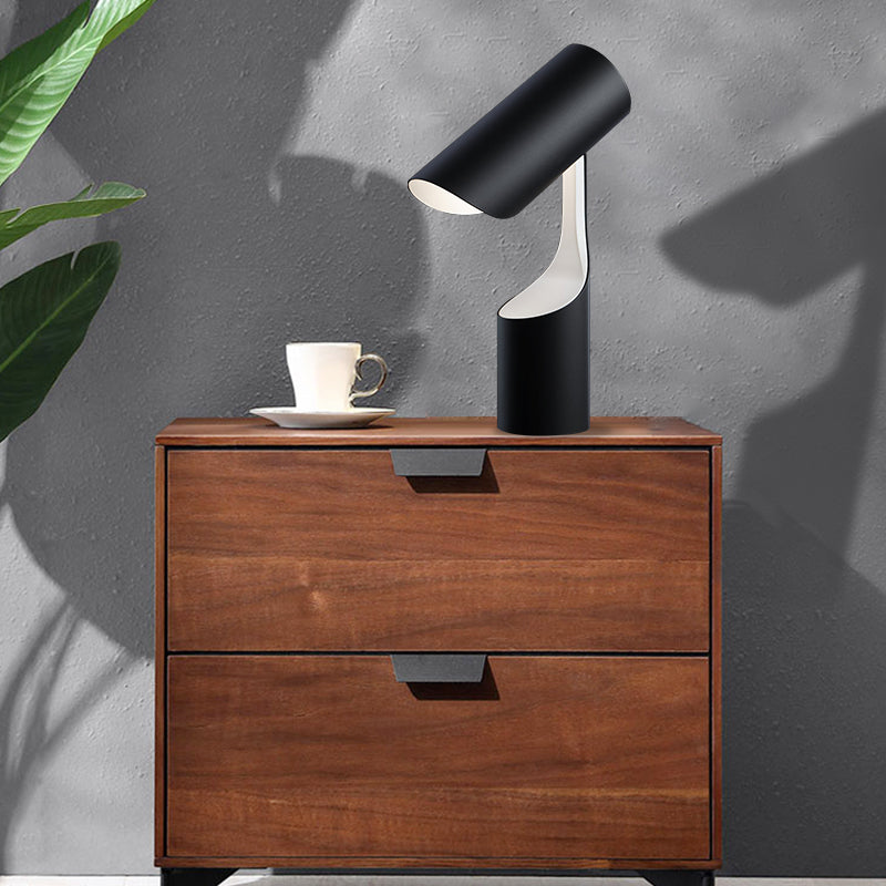 353 b mutatio table lamp