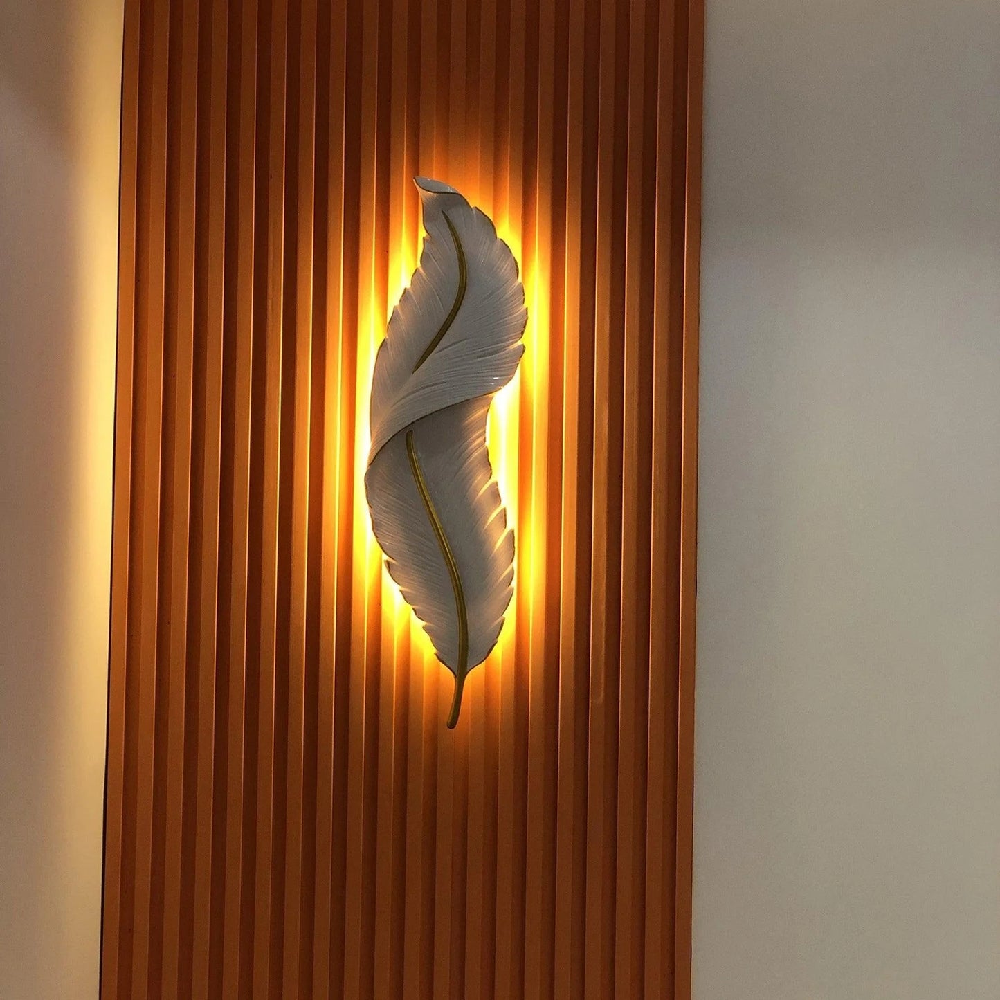Light Luxury Feather Wall Lamp