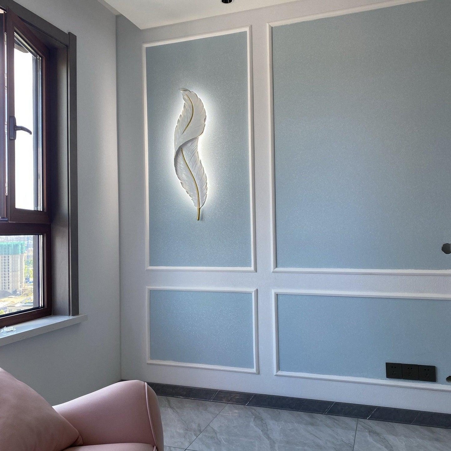 Light Luxury Feather Wall Lamp
