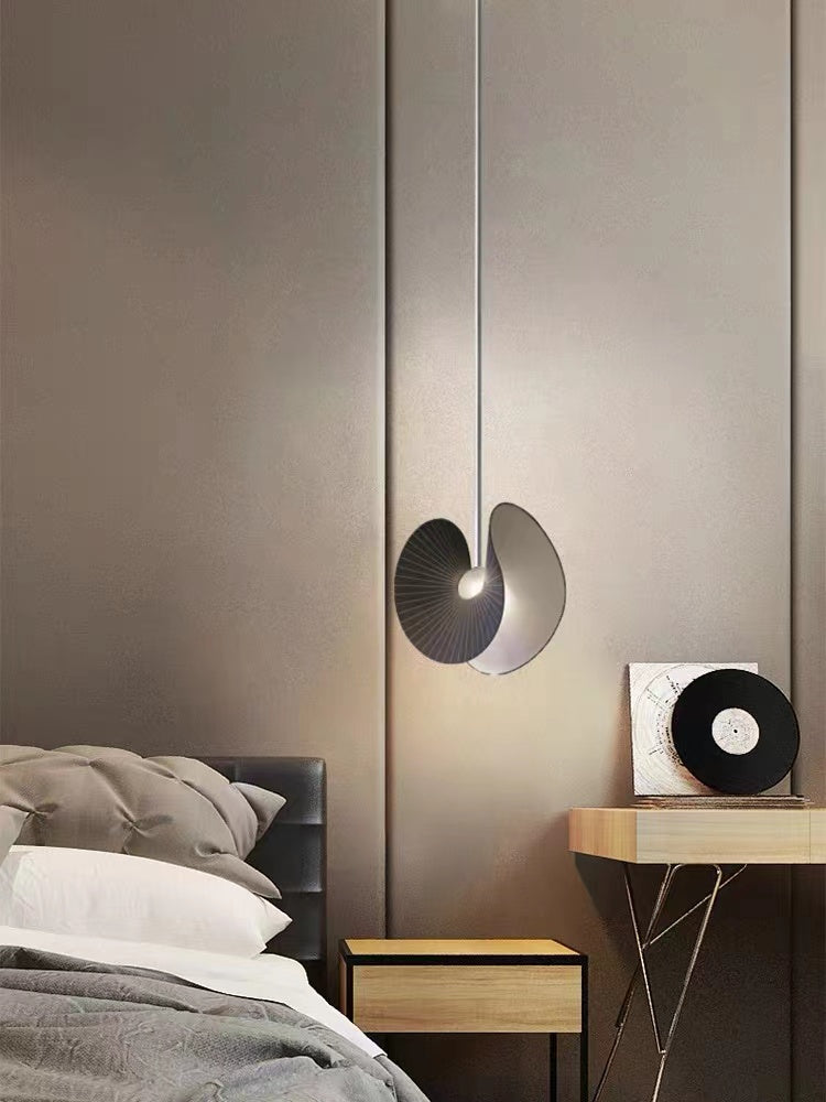 Vortex Shell Pendant Lamp