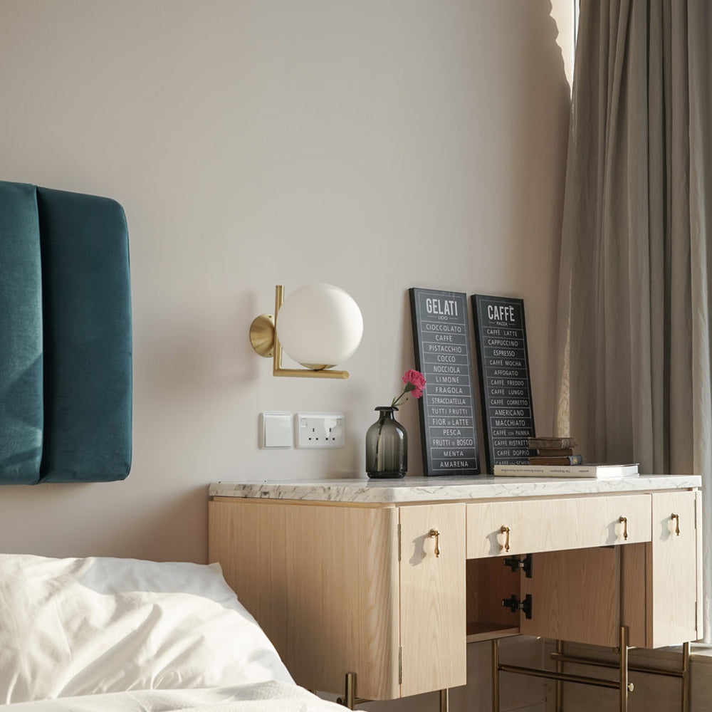 IC Wall Sconce