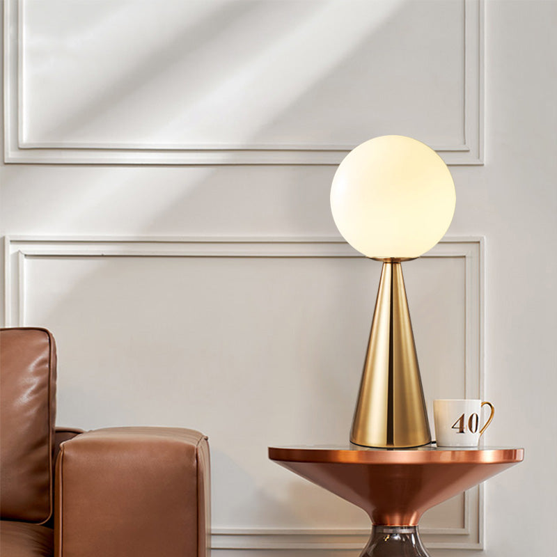 Bilia Glass Bolle Table Lamp