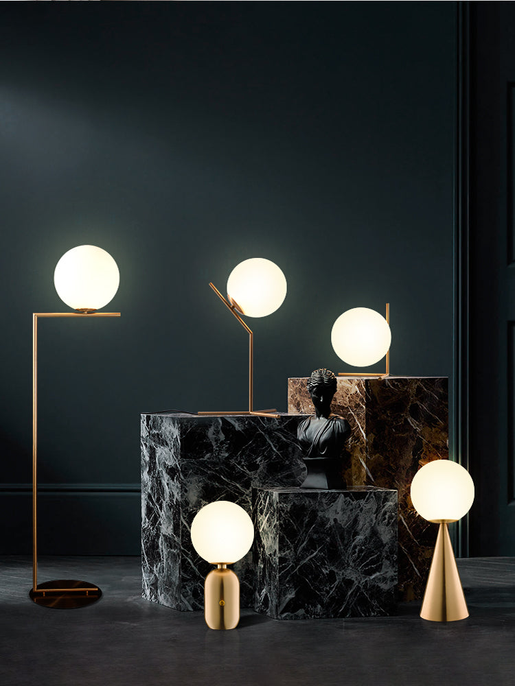 Bilia Glass Bolle Table Lamp