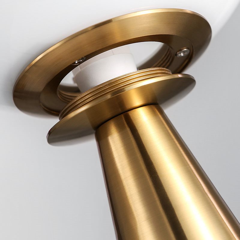 Bilia Glass Bolle Table Lamp