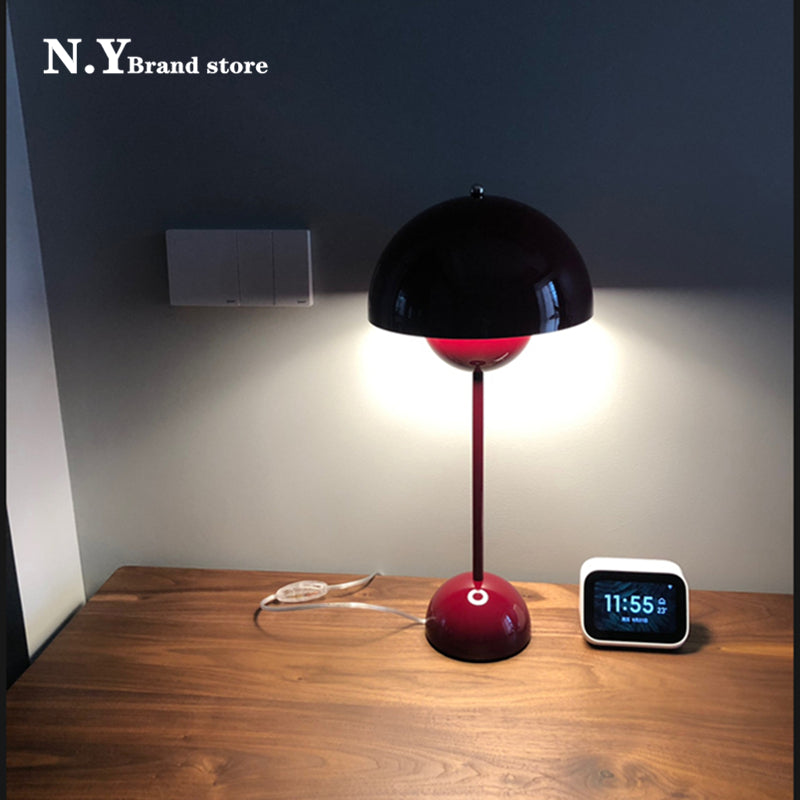 Flowerpot Metal Table Lamp