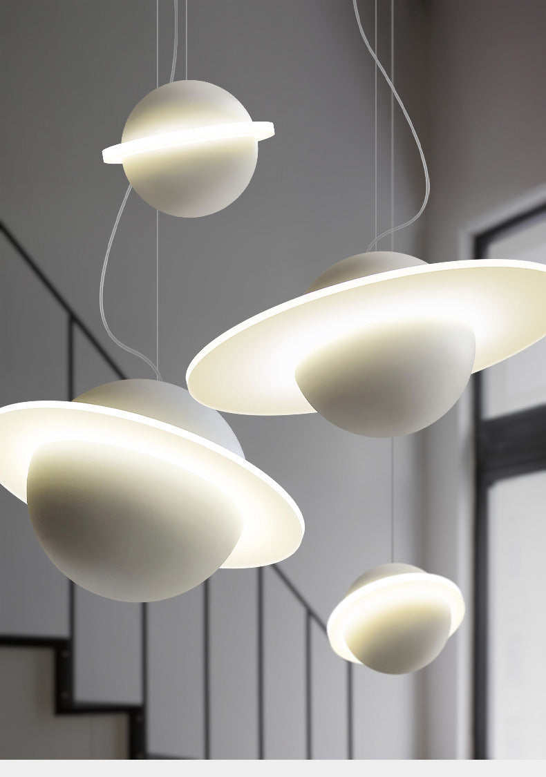 Jupiter Round Pendant Light