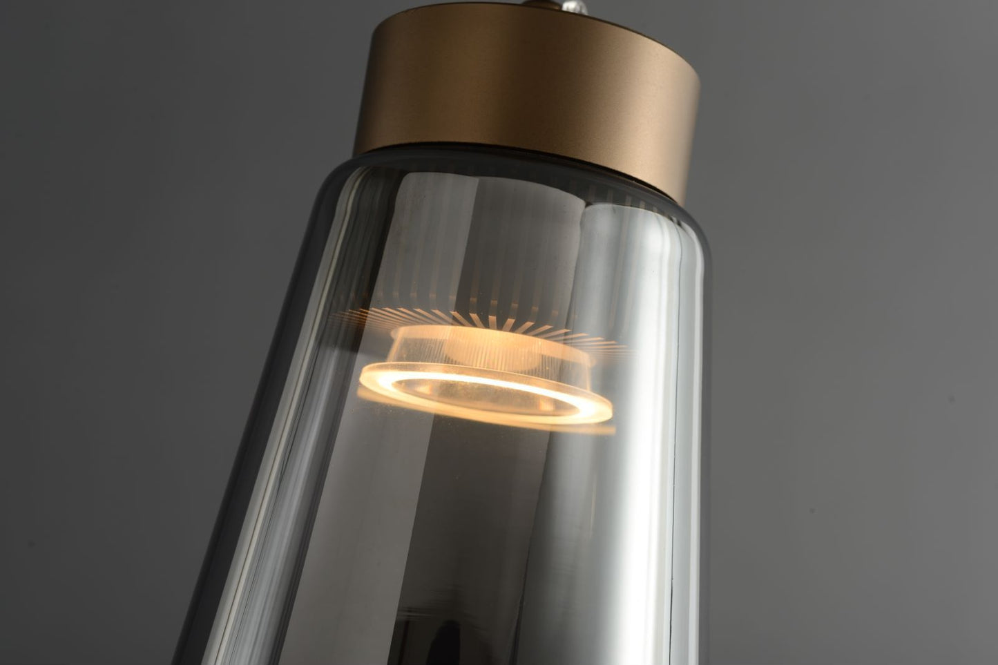 Point The Pendant Light