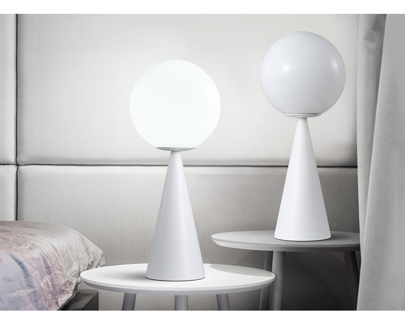 Bilia Glass Bolle Table Lamp
