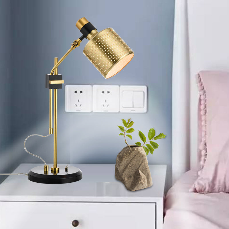 Riddle Metal Table Lamp