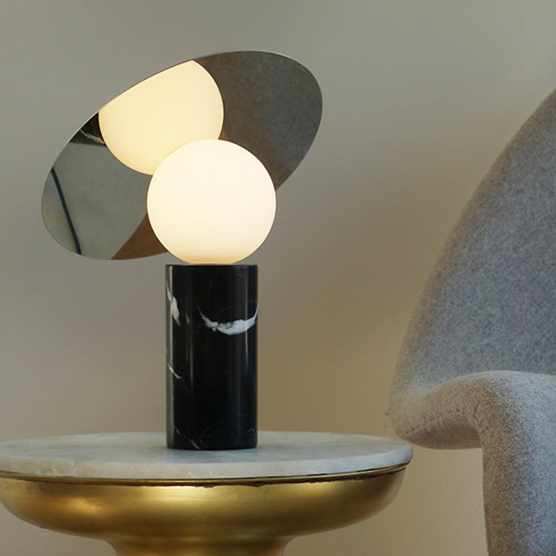 Bola Disc Table Lamp in Marquina Marble