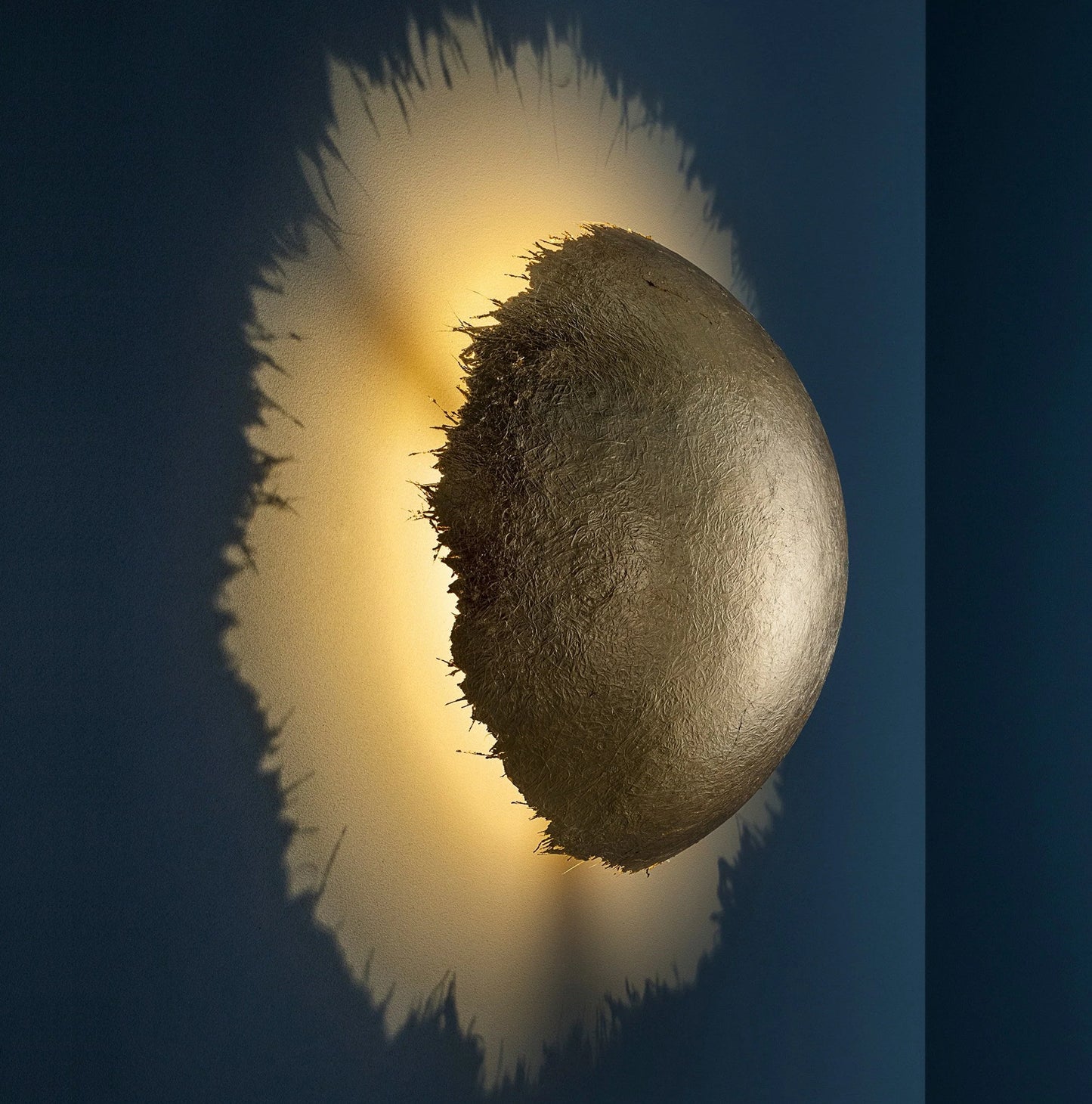 LI Moon Bulb Wall Lamp
