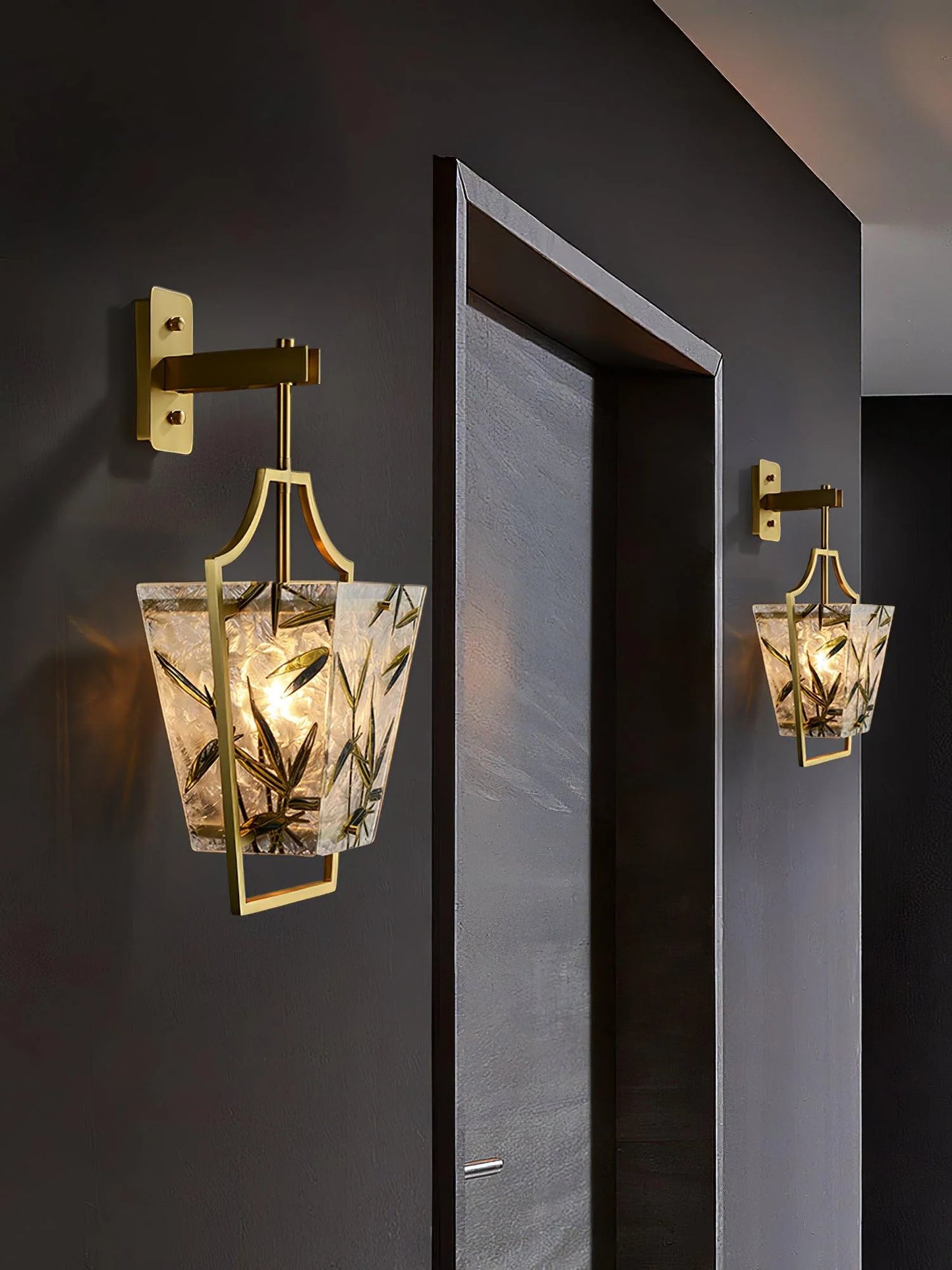 Square Enamelled Wall Lamp