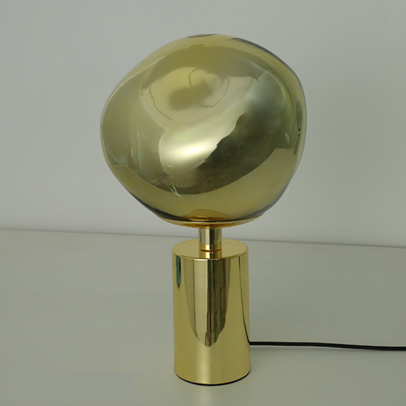 melt gold table lamp